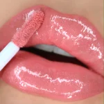 Ultra Dazzle Lipgloss "Doll Face" - Beauty Creations - Imagen 2