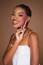 Blush Stick Flawless Stay Tono “Pink Energy” Beauty Creations - Imagen 3