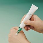 Tea Trica Spot Cream 20ML / Crema Localizada Anti Acné - SKIN1004 - Imagen 2